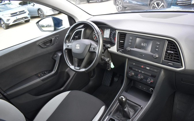 Seat Ateca cena 49900 przebieg: 133728, rok produkcji 2017 z Poznań małe 781